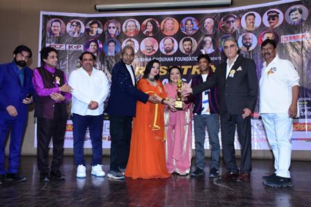 गणतंत्र दिवस के उपलक्ष्य में डॉ. कृष्णा चौहान ने 5वें राष्ट्रीय रत्न सम्मान 2026″ का किया भव्य आयोजन